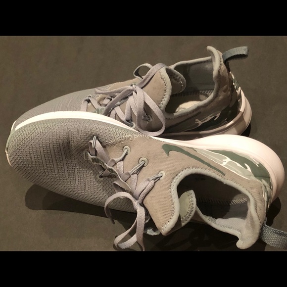 Nike Other - Nike running sneaker men size 10